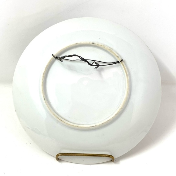 Beautiful Crystal Lake Resort Angeles National Forest 7 1/2” Souvenir Plate. - Picture 2 of 3